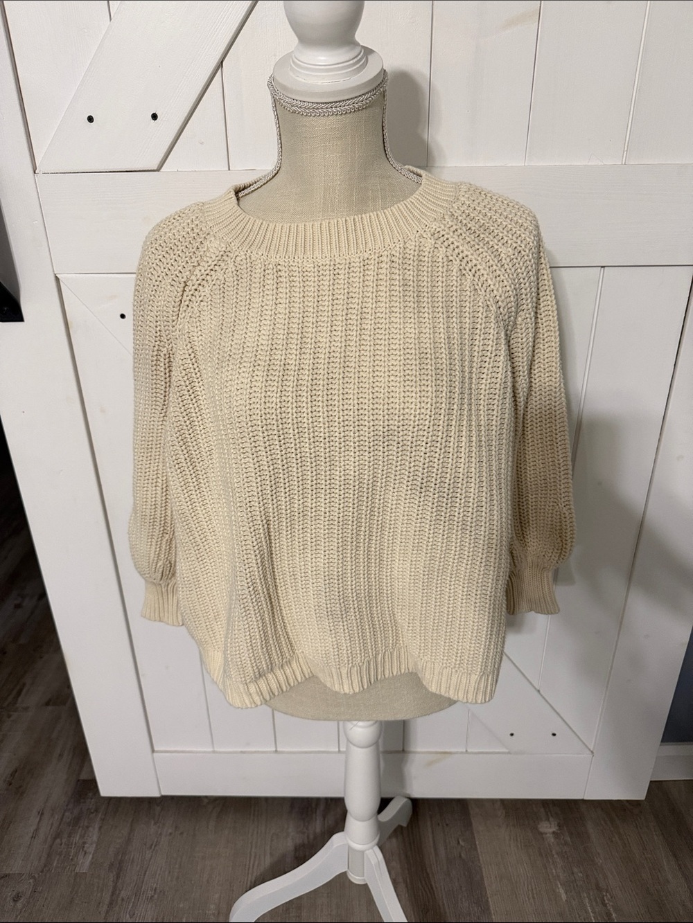 Women’s Aerie sweater